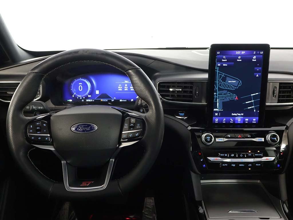 2022 Ford Explorer ST photo 33