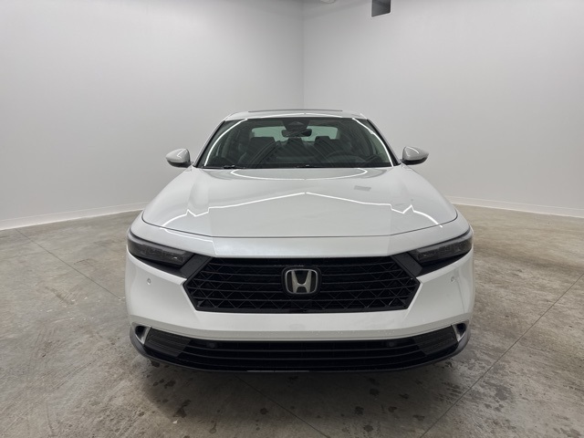 2025 Honda Accord Hybrid Touring photo 2