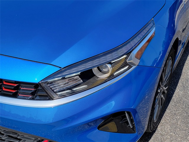 2024 Kia Forte GT-Line photo 10