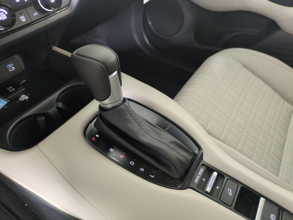 2026 Honda HR-V LX photo 21