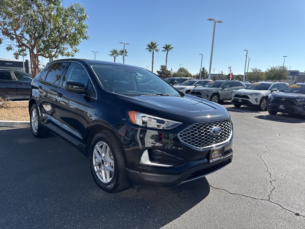 2024 Ford Edge SEL photo 4