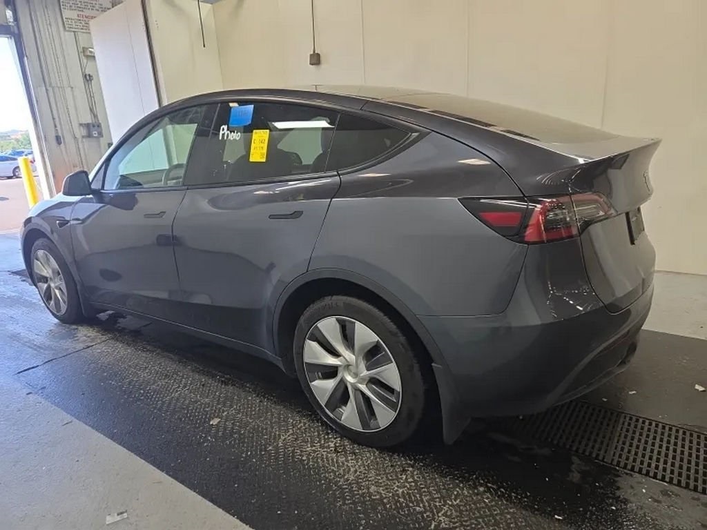 Used 2022 Tesla Model Y Long Range with VIN 7SAYGDEE3NA016440 for sale in Northfield, Minnesota
