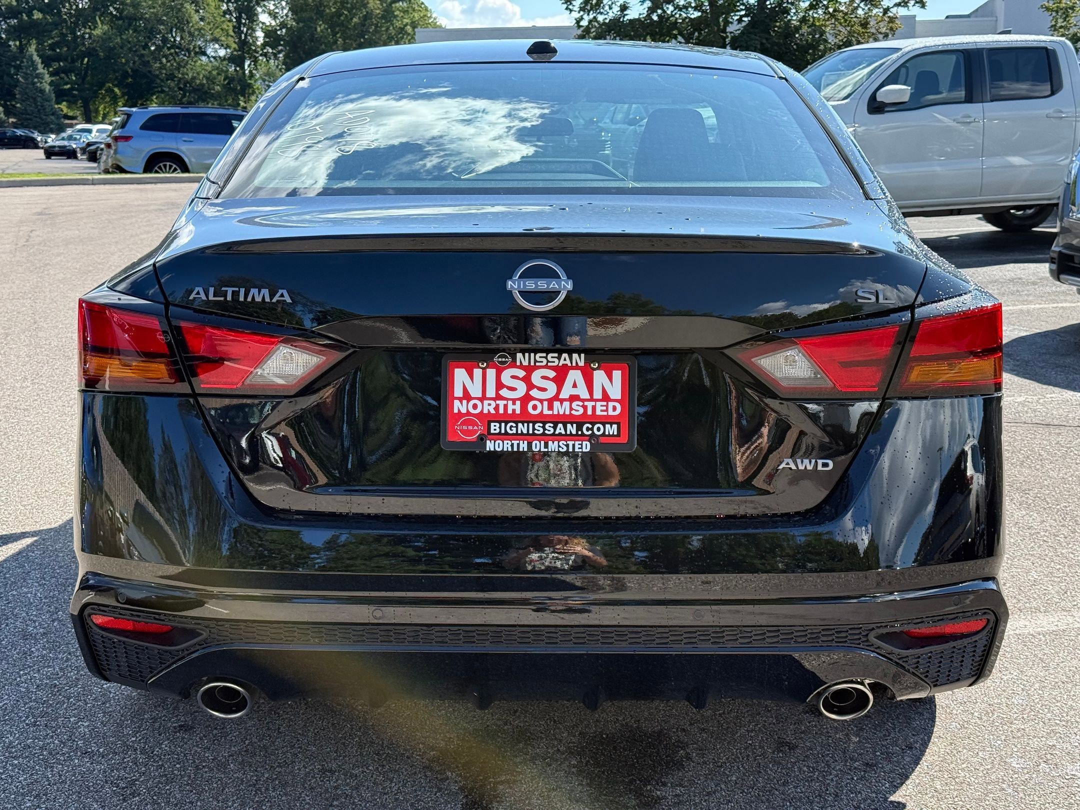 2025 Nissan Altima SL photo 7