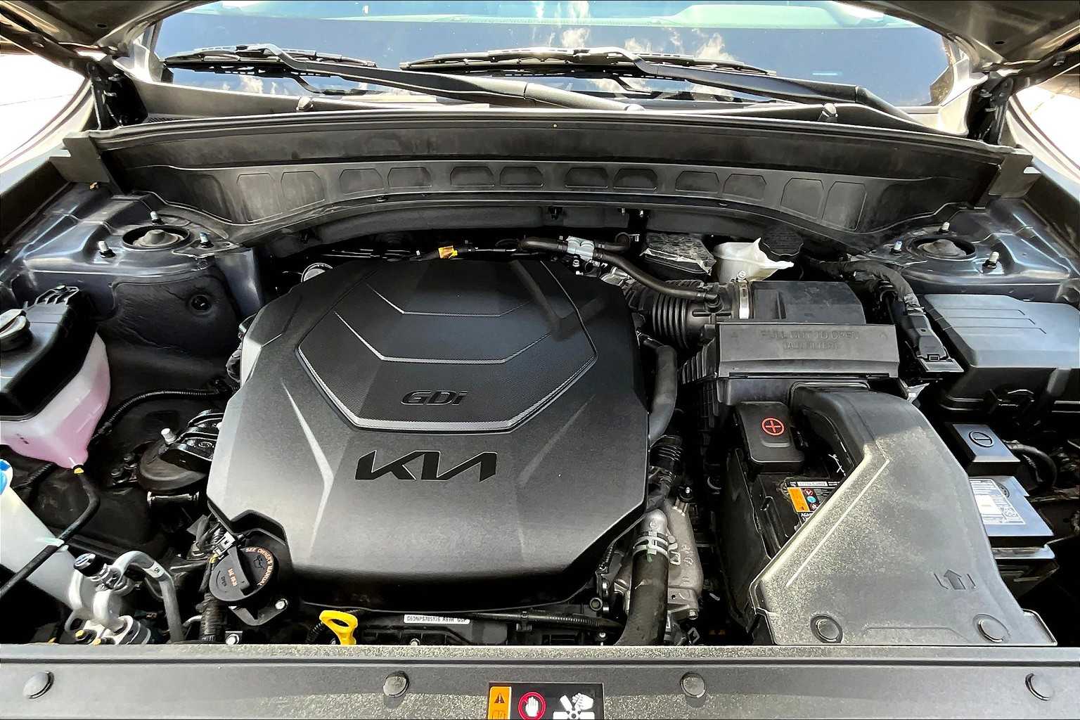 2024 Kia Telluride LX photo 28