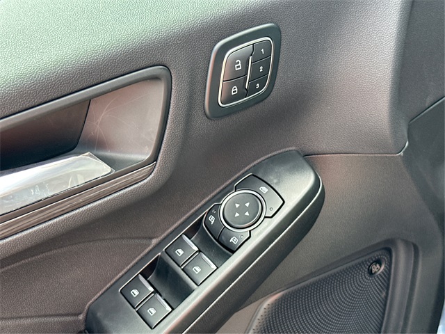 2025 Ford Escape Plug-In Hybrid photo 22