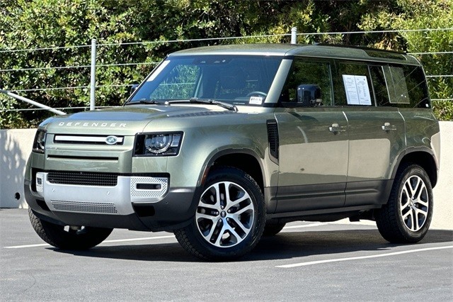 2024 Land Rover Defender 110 S