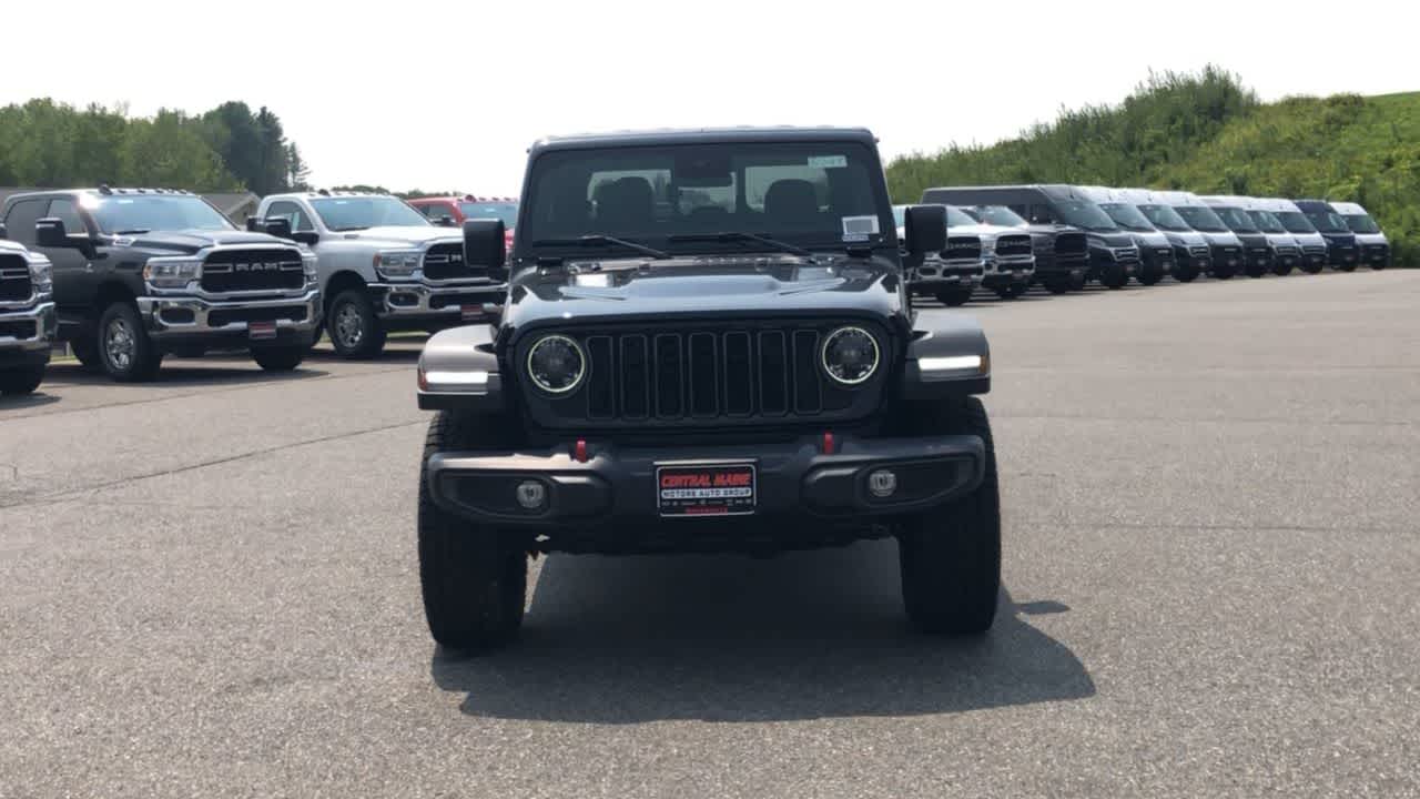 2024 Jeep Gladiator Rubicon photo 3