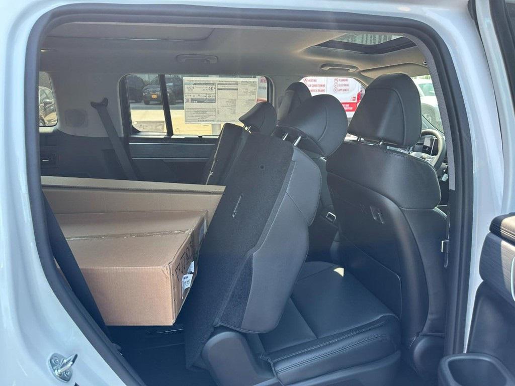 2026 Hyundai Santa Fe Limited photo 2