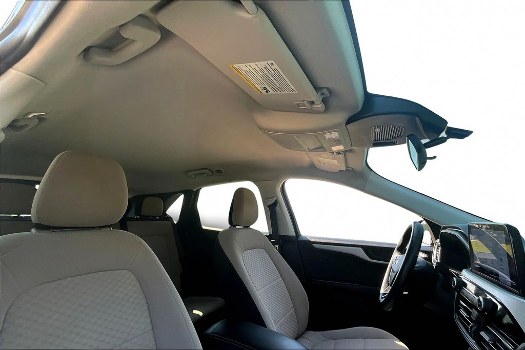 2022 Ford Escape SE photo 23