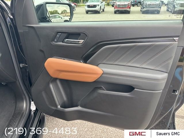 2025 Gmc Canyon AT4 photo 23