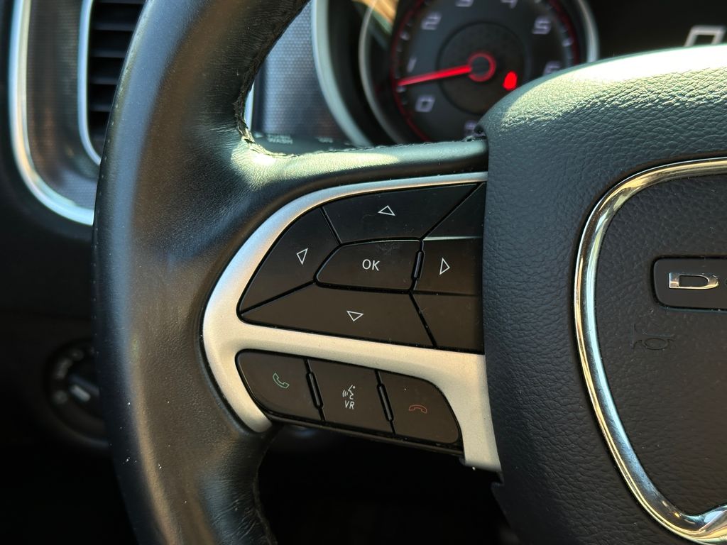 2018 Dodge Charger SXT Plus photo 16