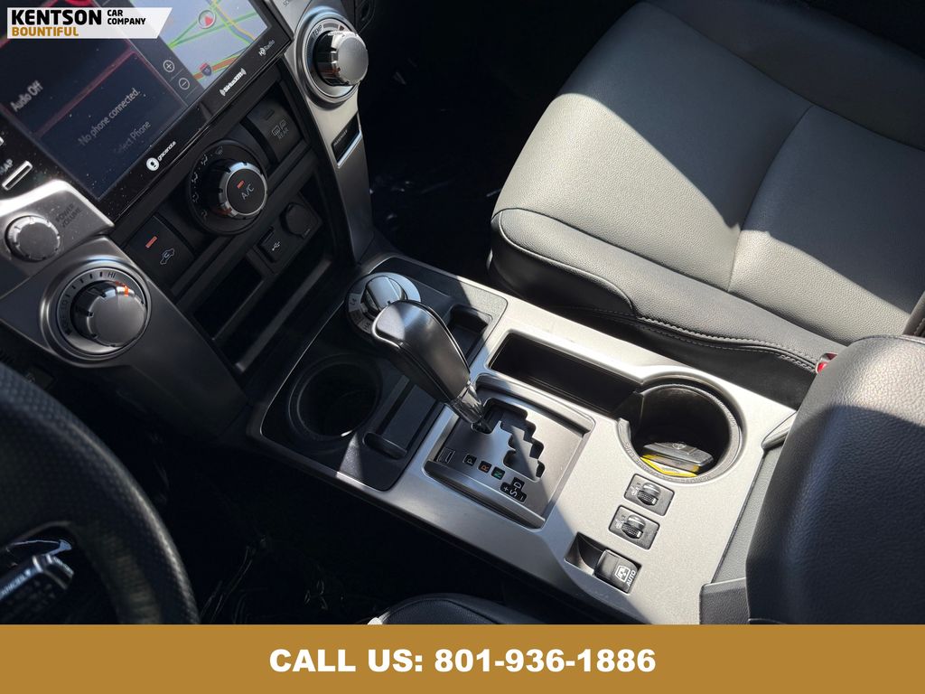 2024 Toyota 4Runner SR5 Premium photo 24