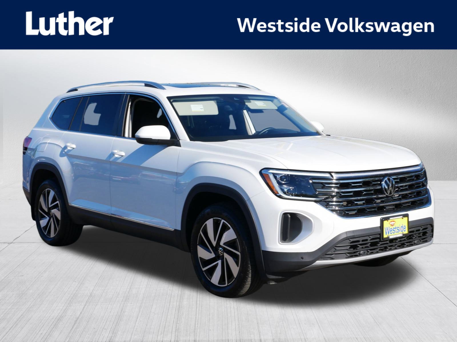 2024 Volkswagen Atlas SEL's photo