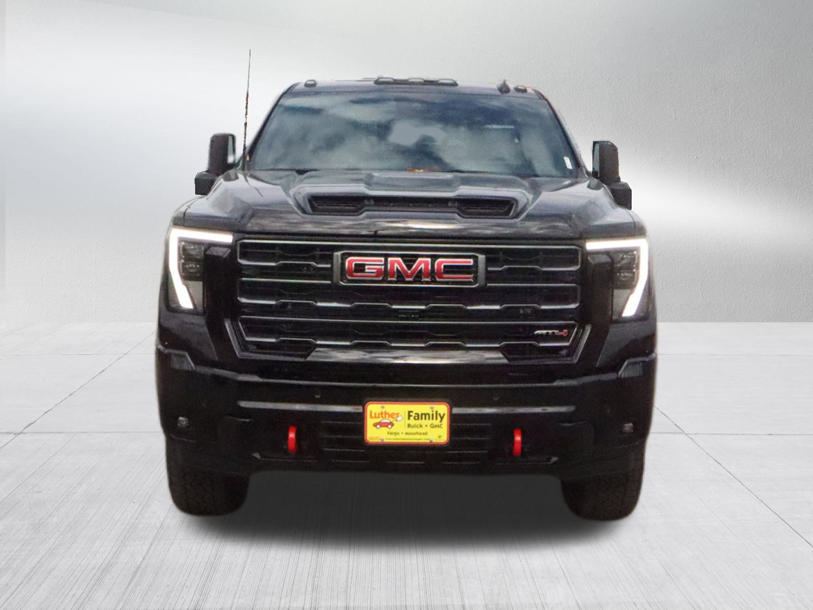 2026 Gmc Sierra 2500 AT4 photo 2