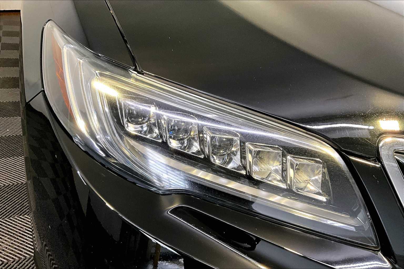2018 Acura RDX Advance photo 26