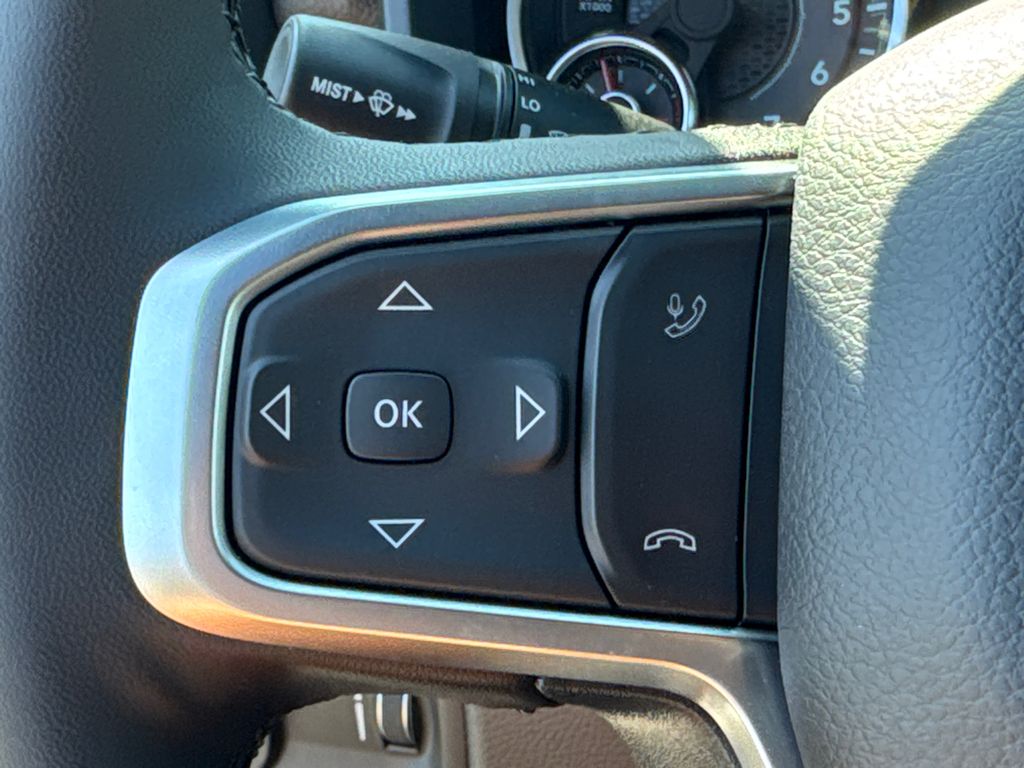 2025 Ram 1500 Big Horn Lone Star photo 24
