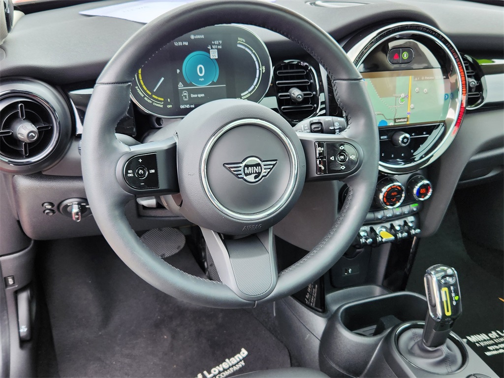 2024 Mini Cooper 2 Door Hardtop SE photo 9