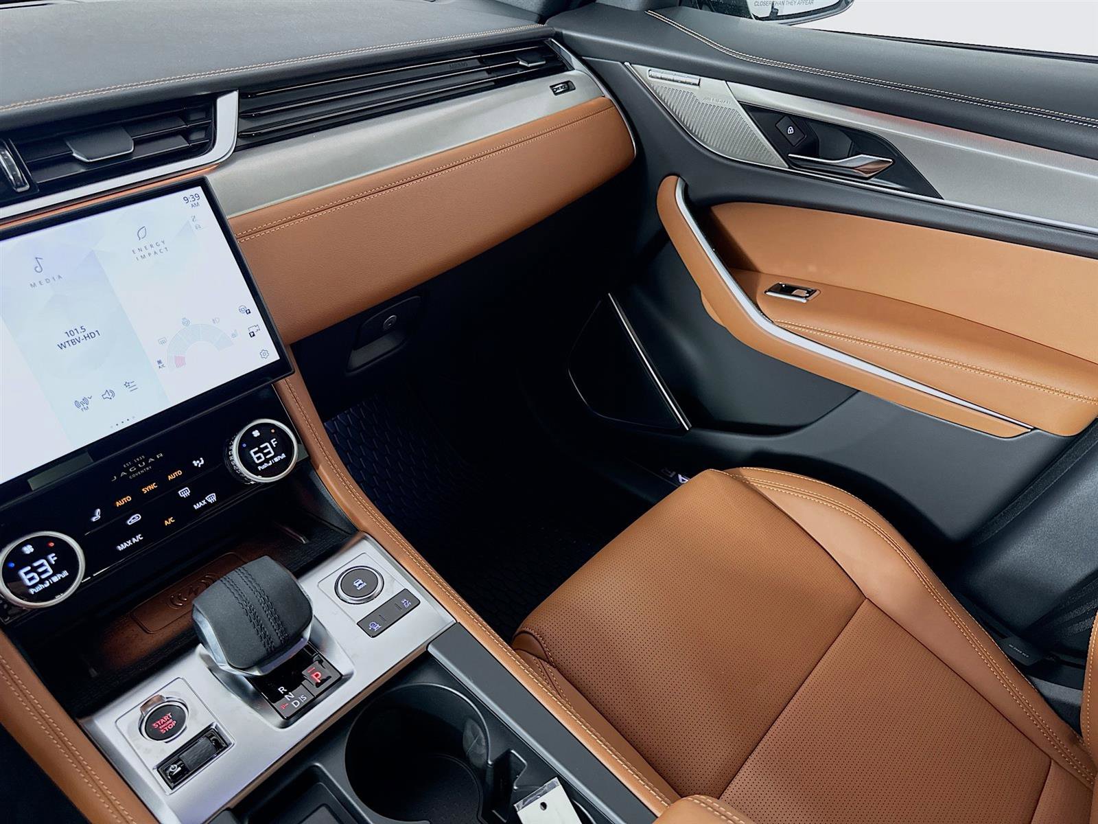 2026 Jaguar F-PACE P250 R-Dynamic S photo 21