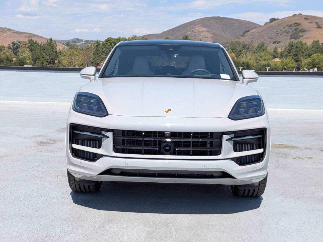 2026 Porsche Cayenne Coupe S photo 5