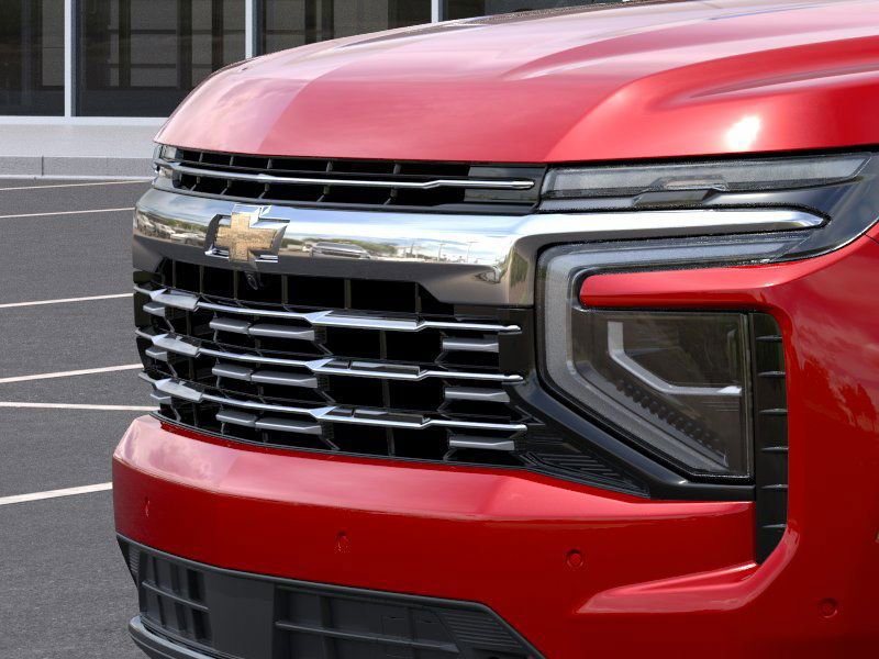 2025 Chevrolet Suburban Premier photo 13