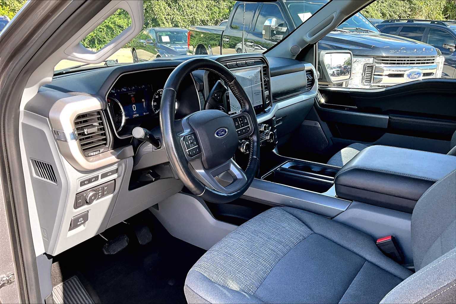 2021 Ford F-150 XLT photo 17