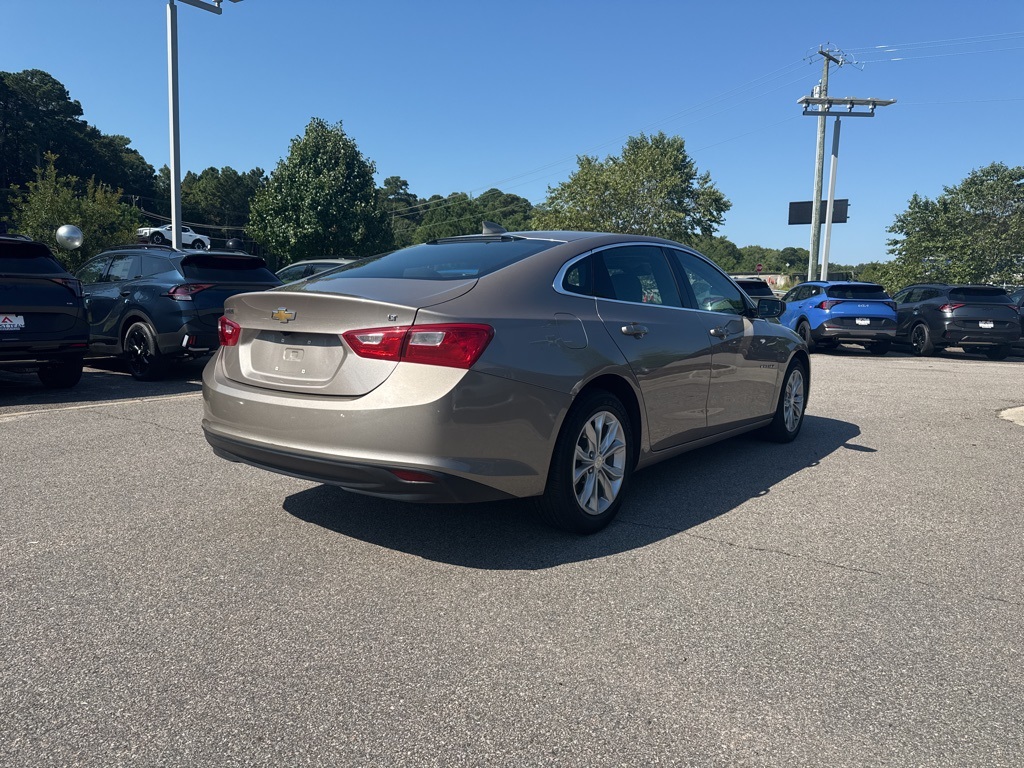 2023 Chevrolet Malibu 1LT photo 5