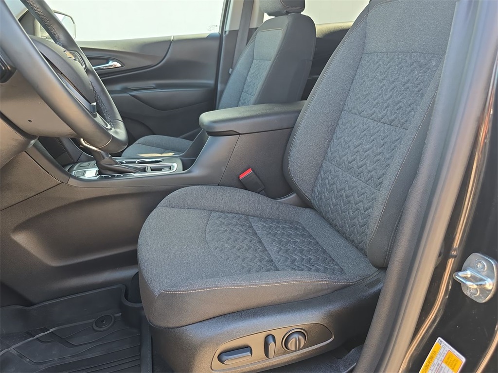 2023 Chevrolet Equinox LT photo 20