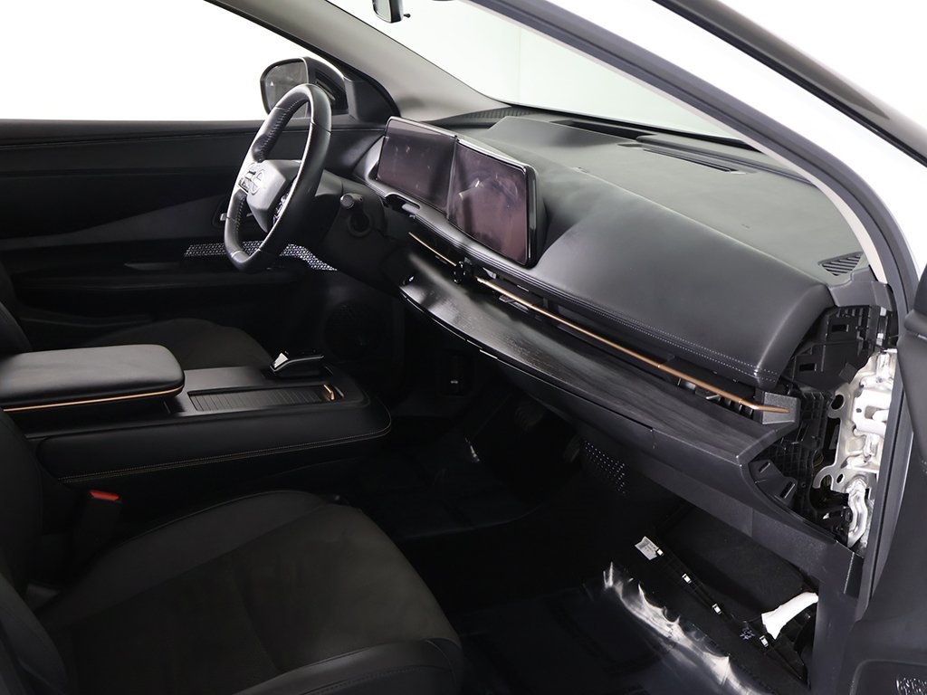 2023 Nissan ARIYA Engage Evolve+ Empower photo 18