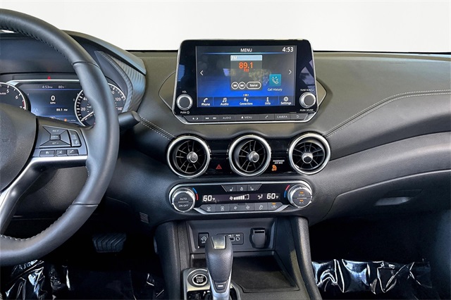 2024 Nissan Sentra SV photo 9