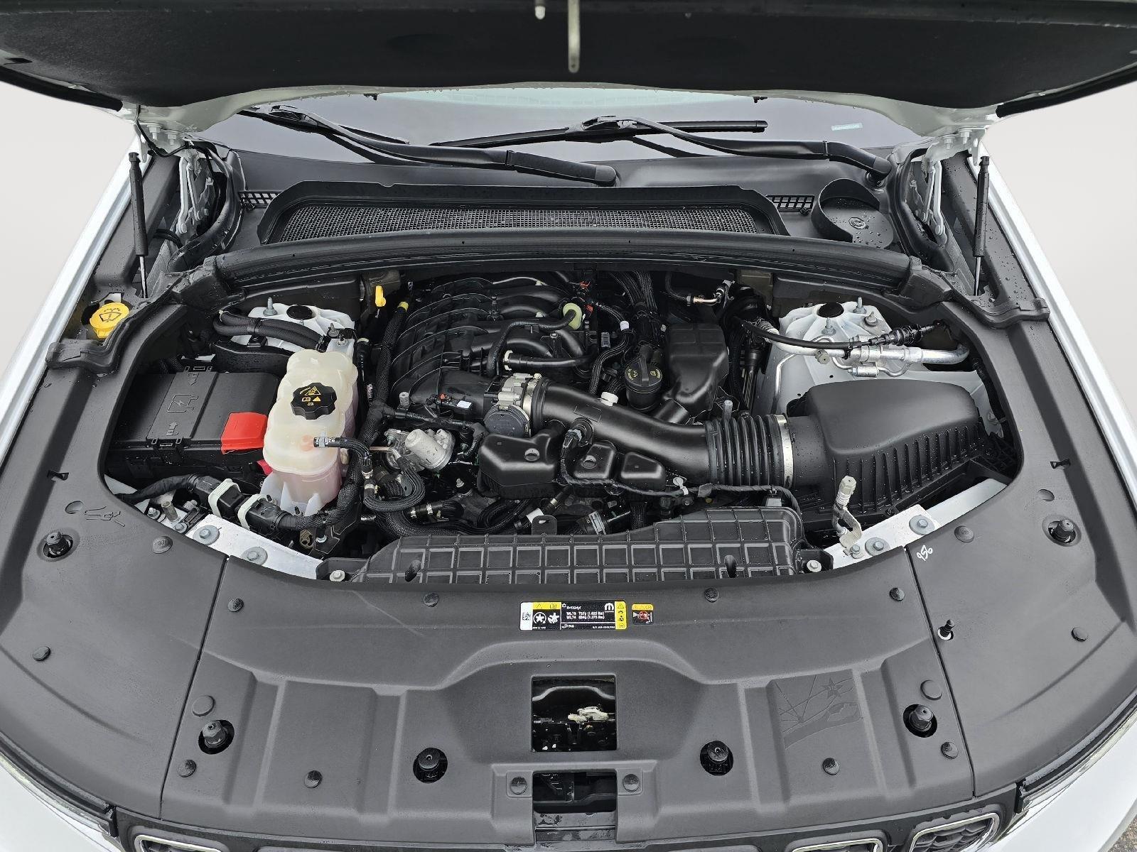 2022 Jeep Grand Cherokee Laredo photo 11