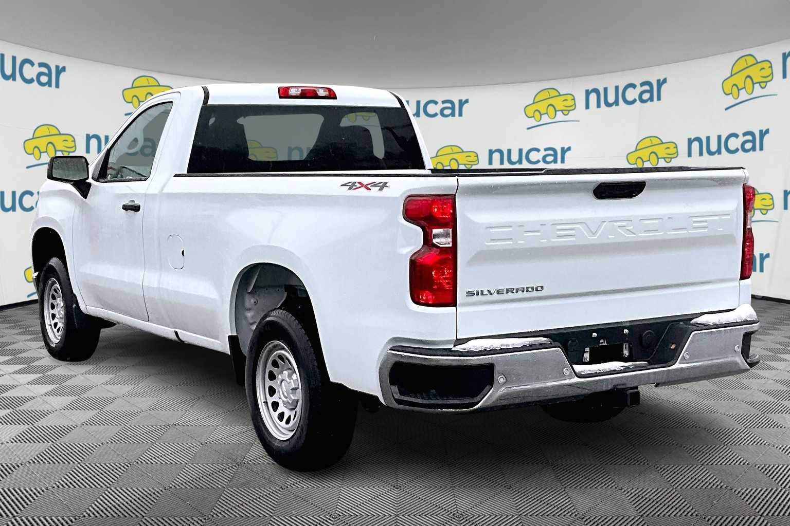 2025 Chevrolet Silverado 1500 photo 4