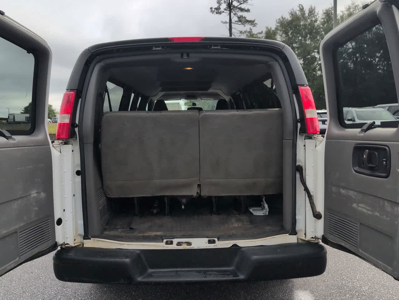 2023 Gmc Savana LS photo 12