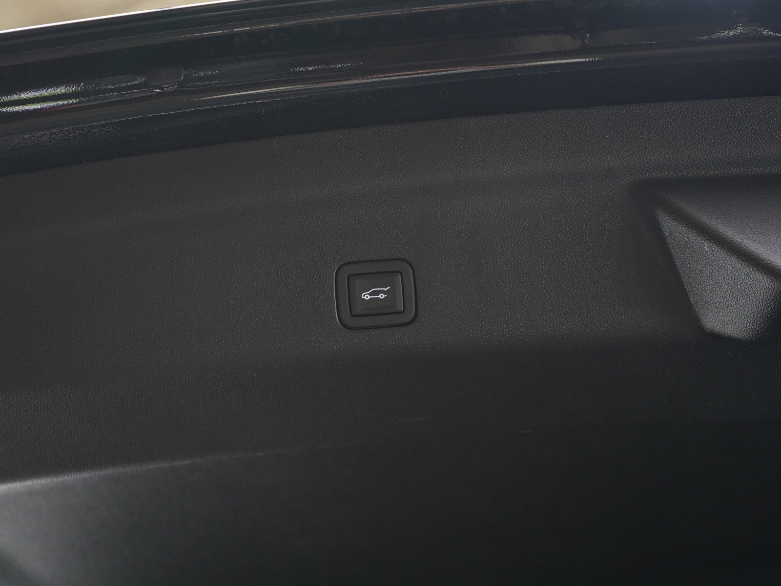 2023 Chevrolet Tahoe Premier photo 15