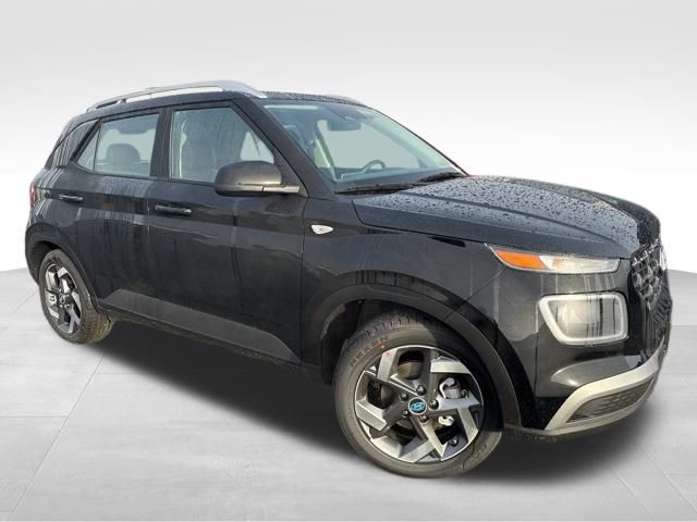 2026 Hyundai Venue SEL's photo