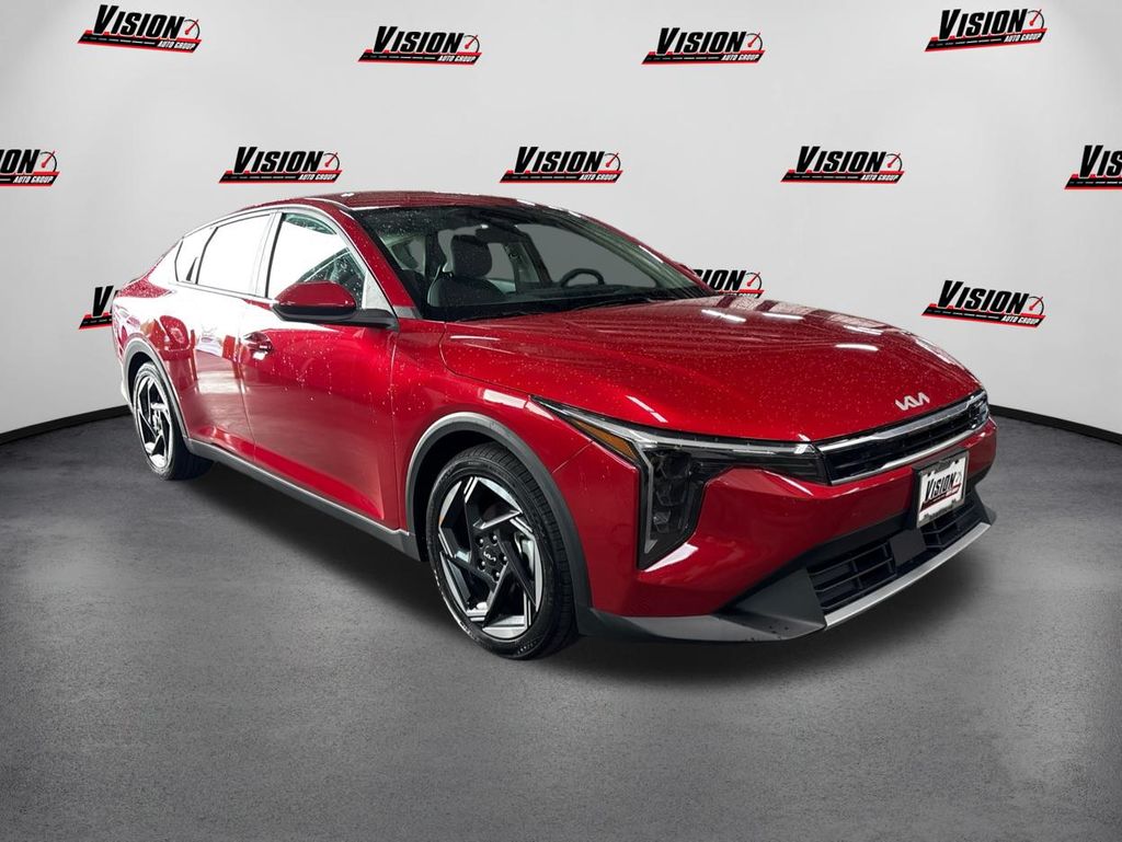 2025 Kia K4 EX photo 3
