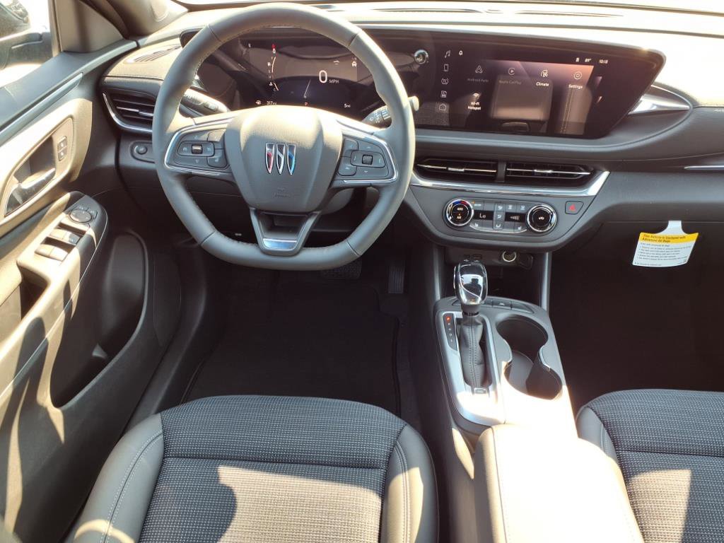 2025 Buick Envista Preferred photo 2
