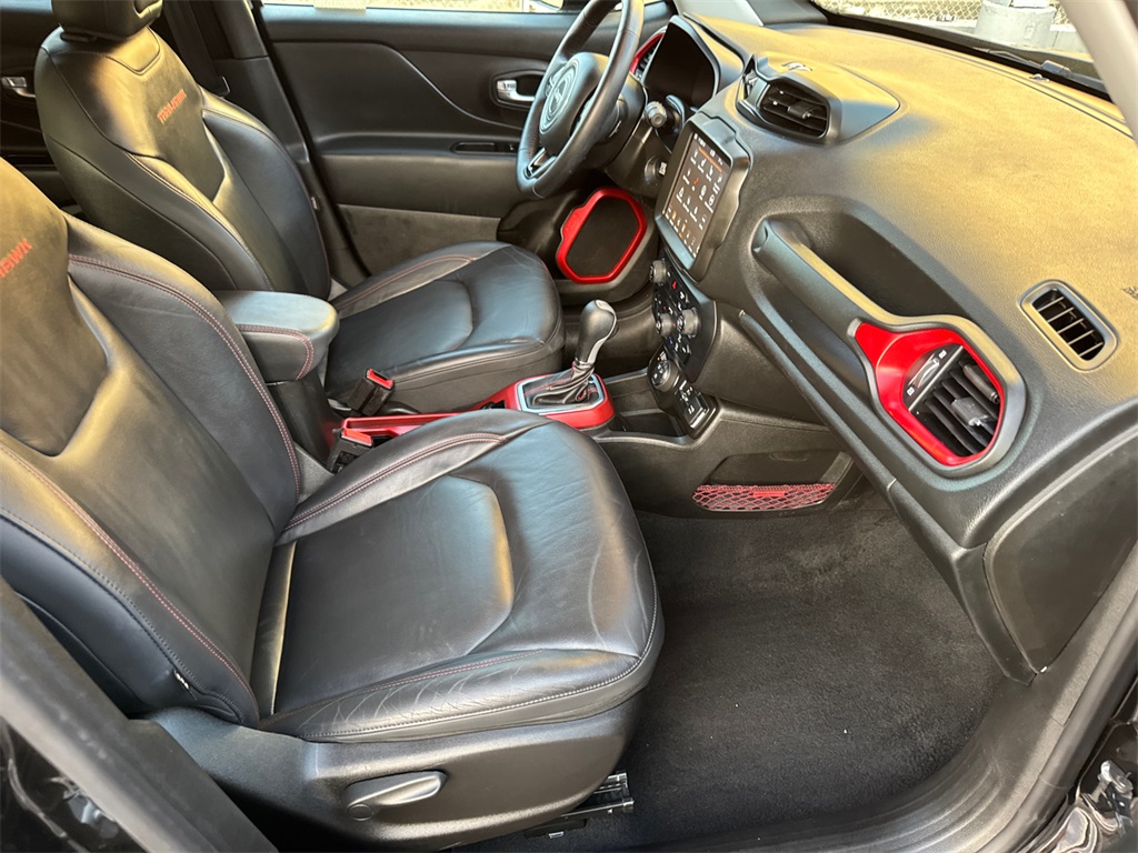 2022 Jeep Renegade Trailhawk photo 15
