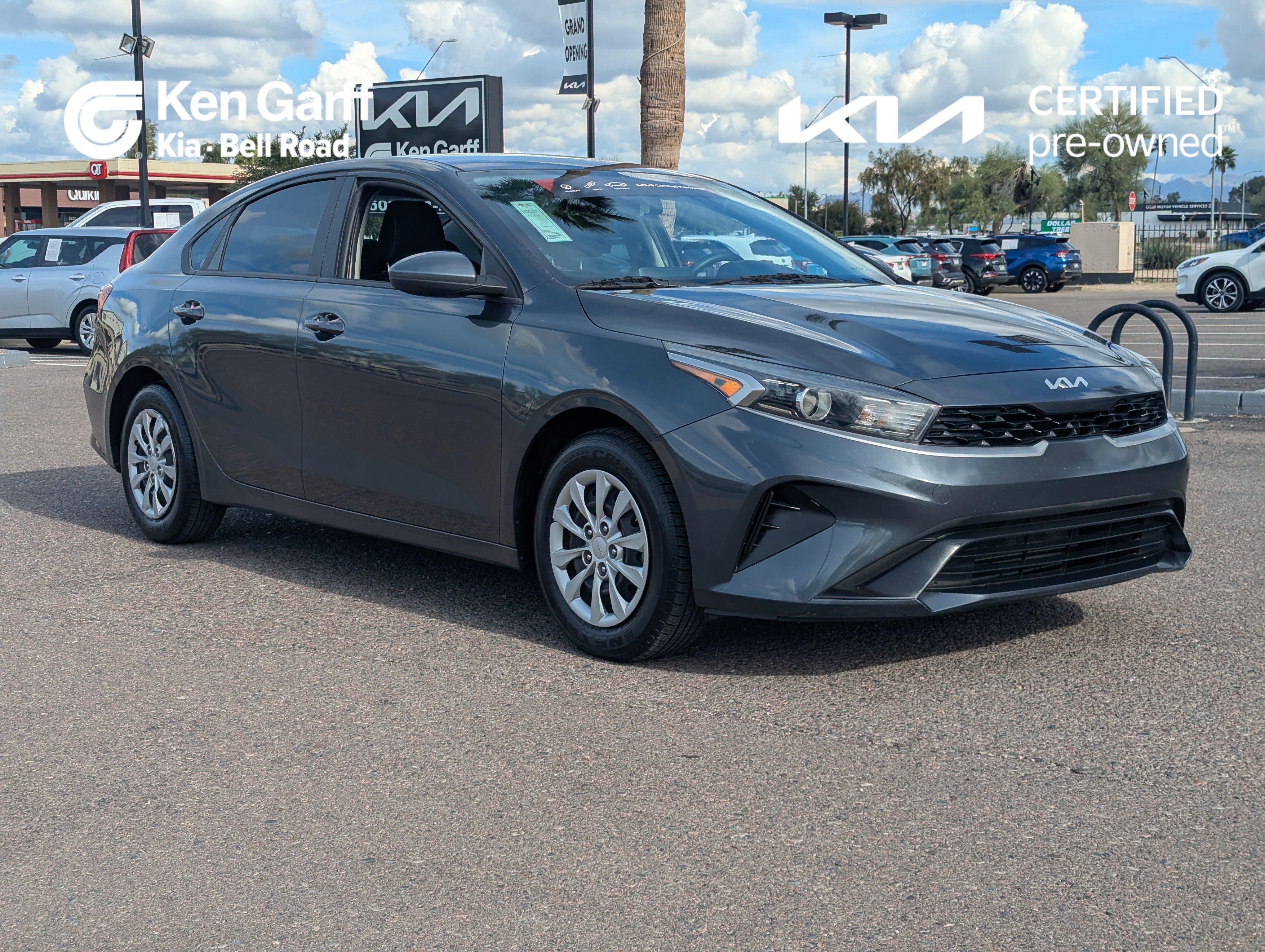 2022 Kia FORTE FE's photo