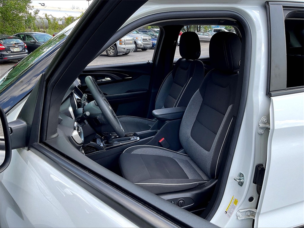 2023 Chevrolet Trailblazer LT photo 10