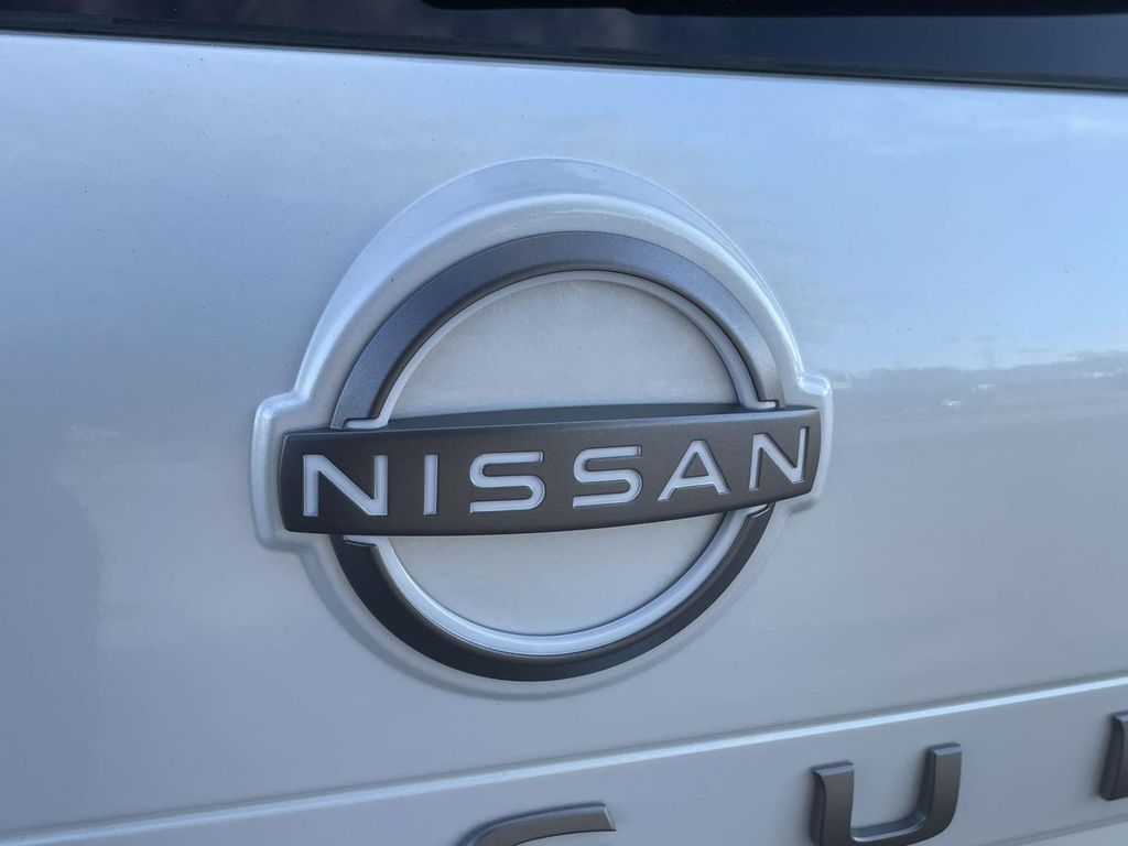 2026 Nissan Rogue SV photo 3