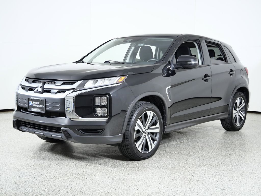 2020 Mitsubishi Outlander Sport SE's photo