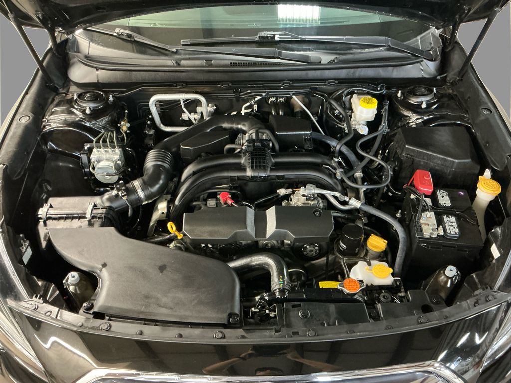 2018 Subaru Outback 2.5i Premium photo 13