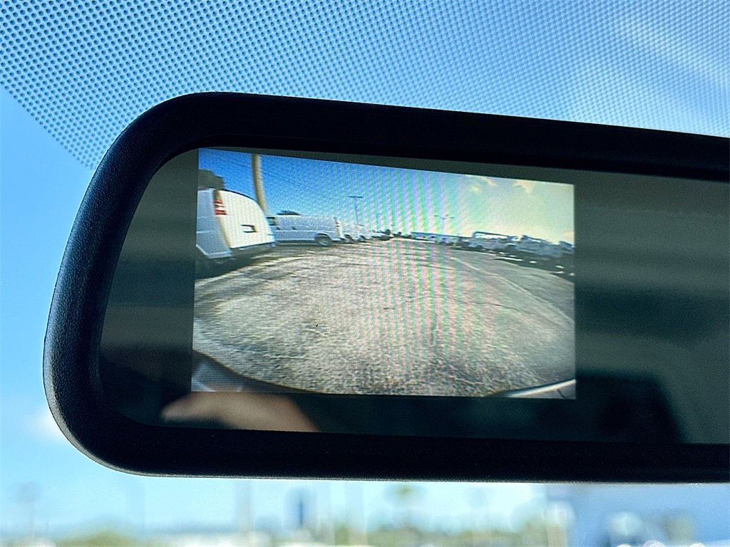 2025 Chevrolet Express Cargo 2500 photo 4