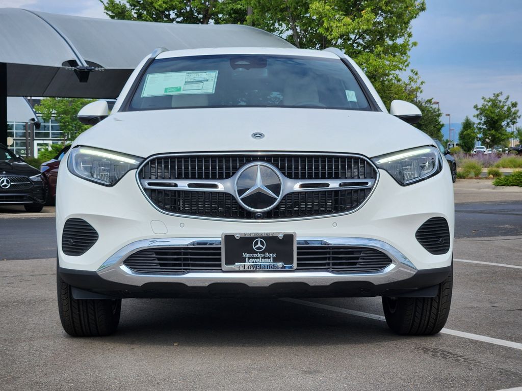 2026 Mercedes Benz GLC 350e 4MATIC photo 3