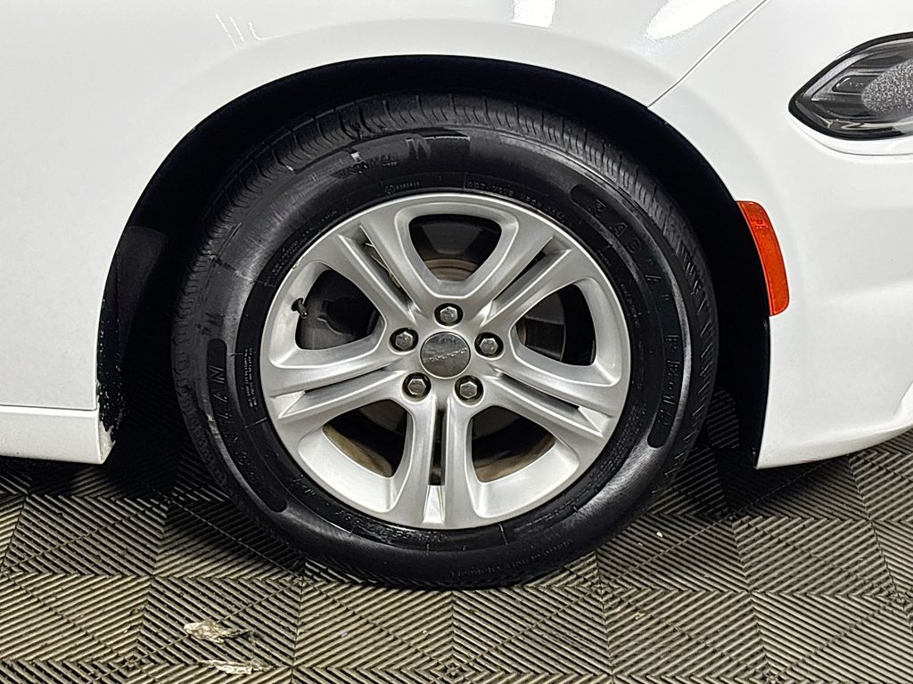 2021 Dodge Charger SXT photo 22