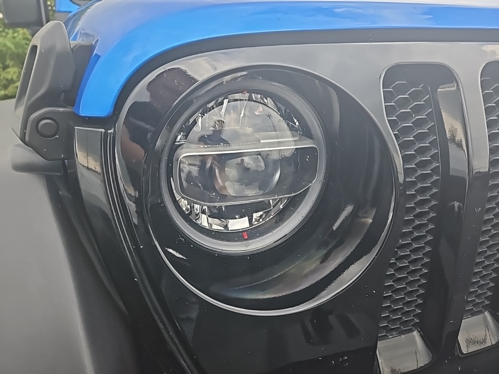 2021 Jeep Wrangler Willys photo 7
