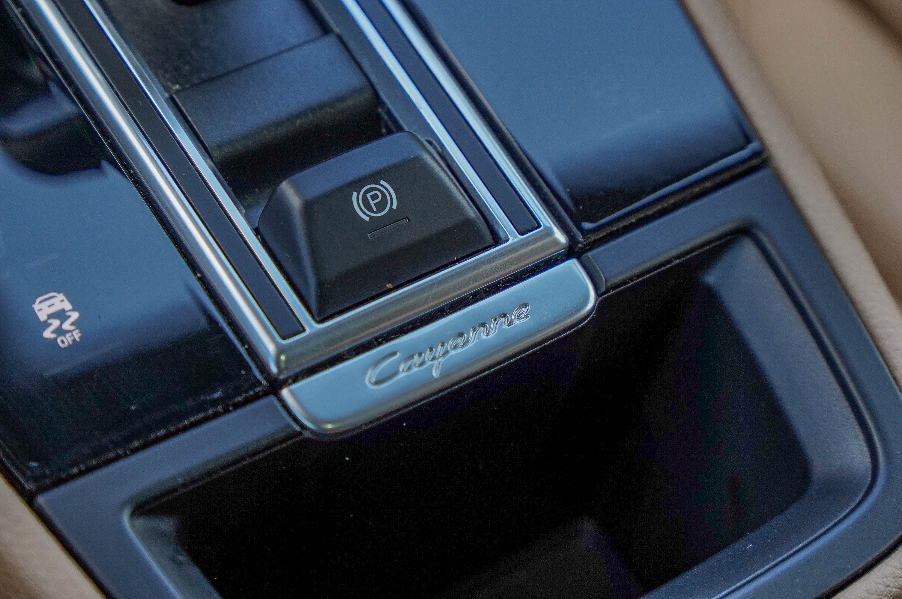 2021 Porsche Cayenne Base photo 22