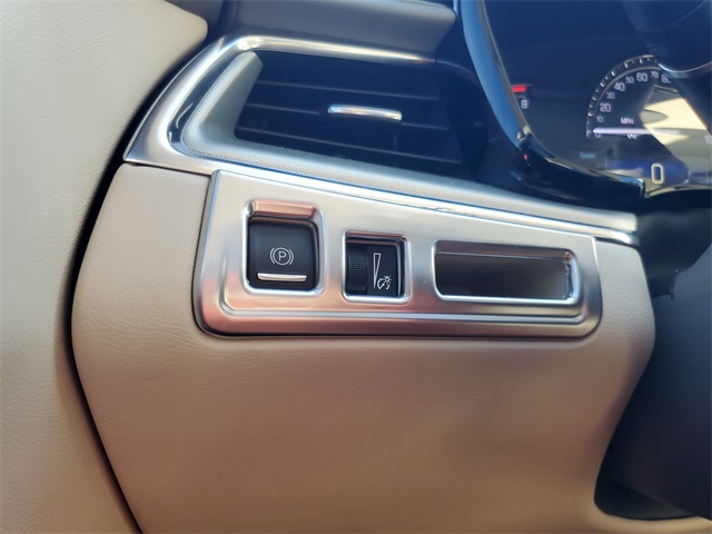 2018 Cadillac XT5 Luxury photo 24