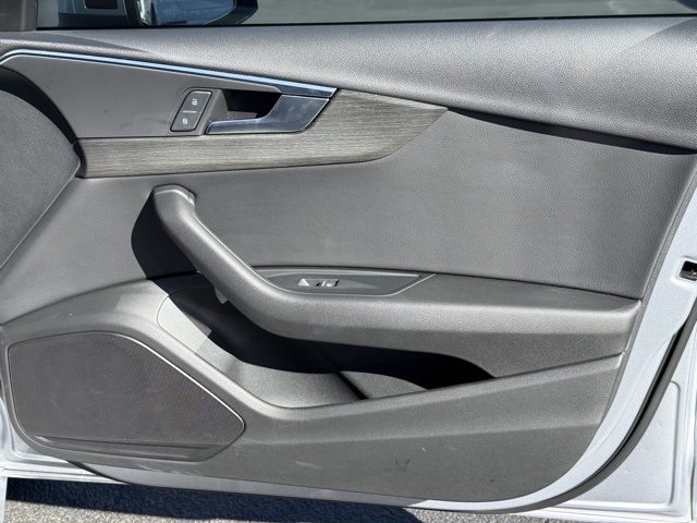 2019 Audi A4 2.0T Premium photo 28
