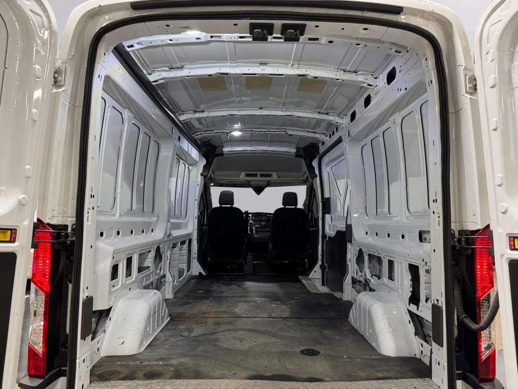 2020 Ford Transit photo 18